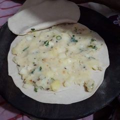A picture of Alo paratha.