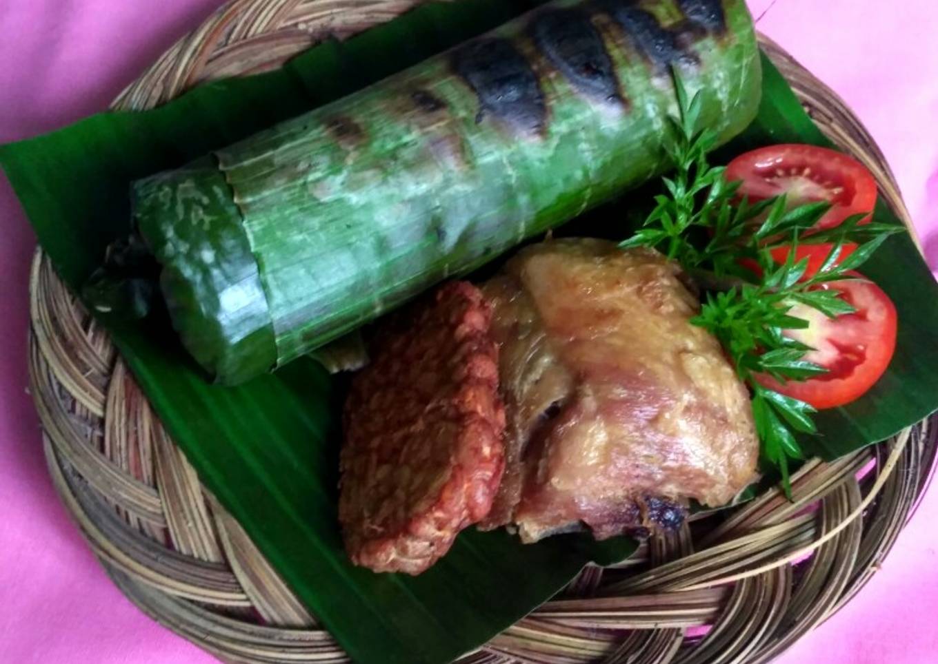 Nasi bakar oncom