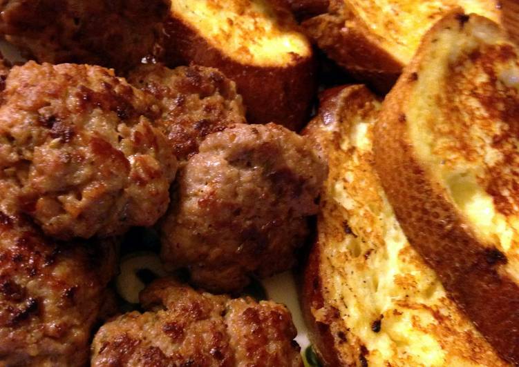 Easiest Way to Prepare Homemade Sausages and Savory French Toast