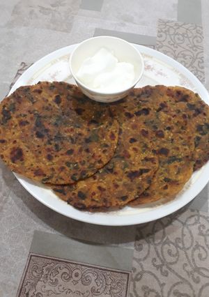 મલ્ટીગ્રેઇન મેથી થેપલા (Multigrain Methi Thepla Recipe in Gujarati) રેસીપી મુખ્ય ફોટો