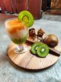 Kiwi Sunrise Mocktail