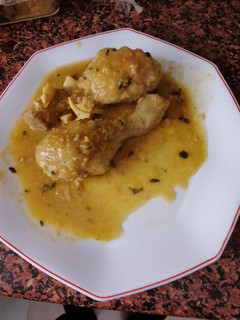 Una foto de Pollo a la Pepitoria