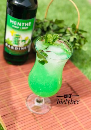 A picture of Mint lemonade.