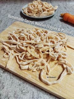 Foto resep Homemade Carrot Noodles (Eggles, Giling Manual)