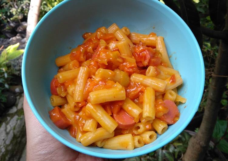 Makaroni Instan Saus Keju