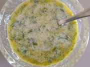 Una foto de aderezos con yogurt