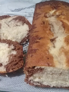 Una foto de Budín Marmolado~