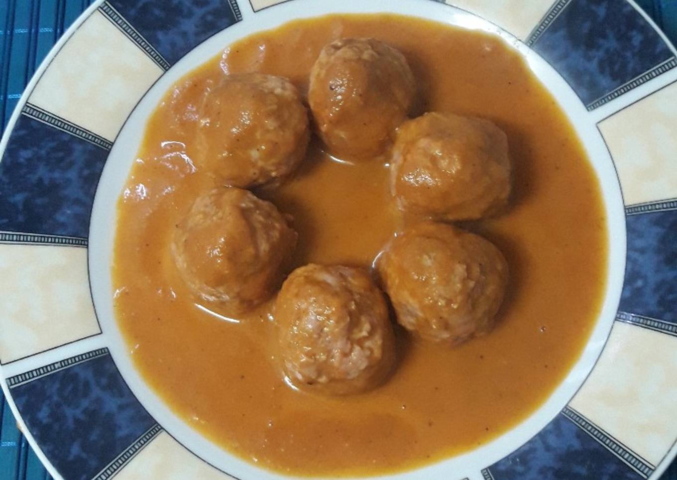 Albóndigas de pollo y bacon