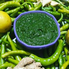 A picture of Coriander chutney.