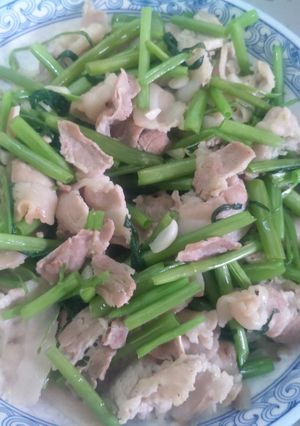 爆香回鍋肉#宅家自煮 的食譜成品照片