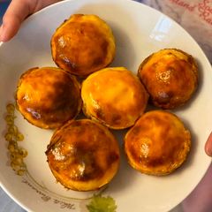 A picture of Cheese tarts.