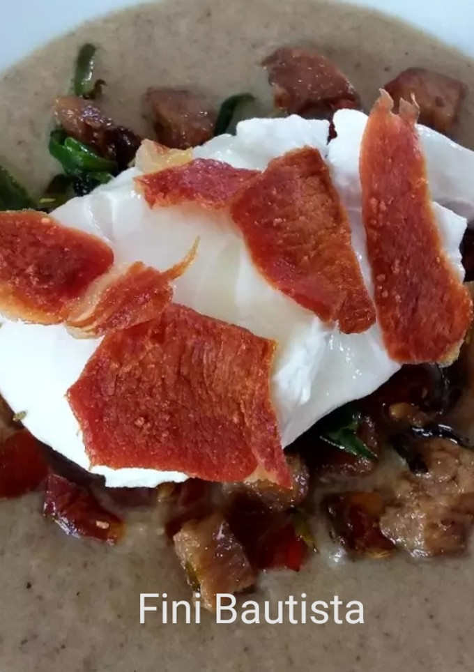 Una foto de Crema de champiñones con secreto de cerdo