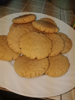 A picture of Chocolate peanut butter cookies.