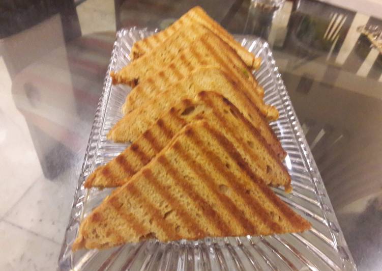 Recipe of Perfect Corn Capsicum grilled sandwich