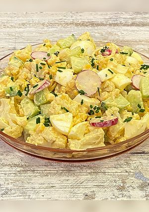 Une photo de Salade de chou-fleur /œufs/maïs