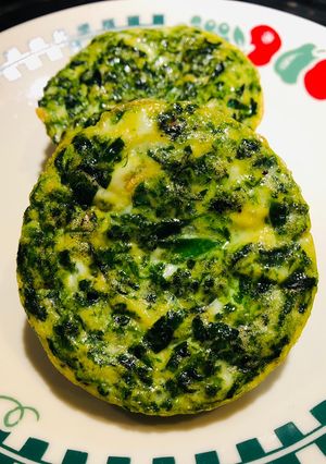 A picture of Spinach Breakfast Muffins.