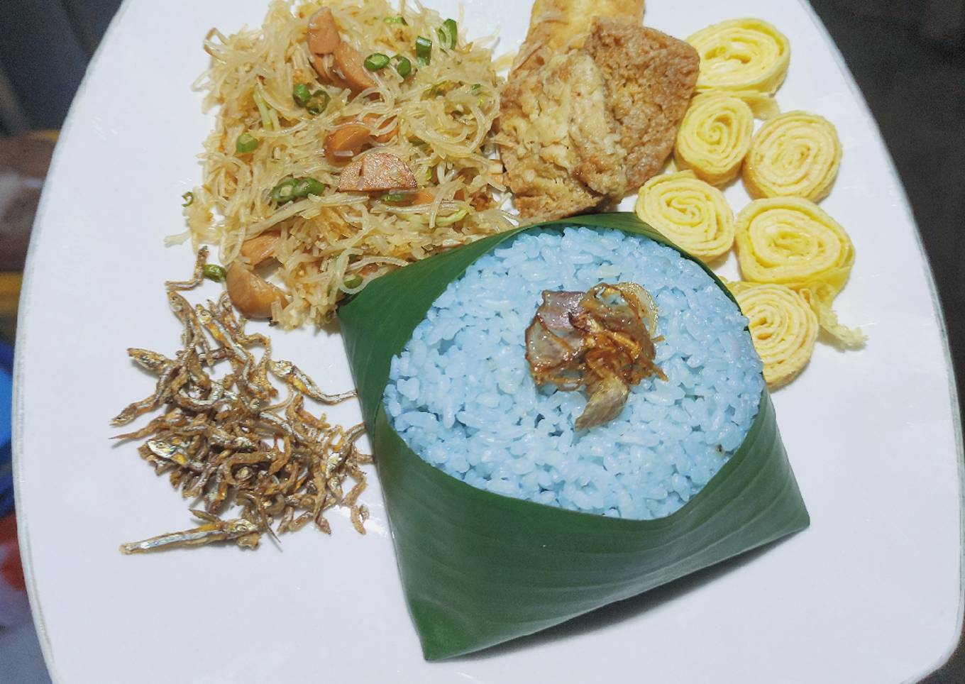 Nasi Uduk Bunga Telang