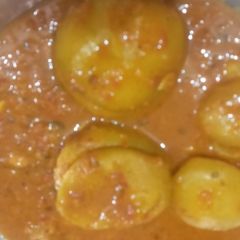 A picture of BHARVA TINDE OR STUFFED APPLE GUARD OR SABJI E SAFAR 👩‍🍳🥘💐👍.
