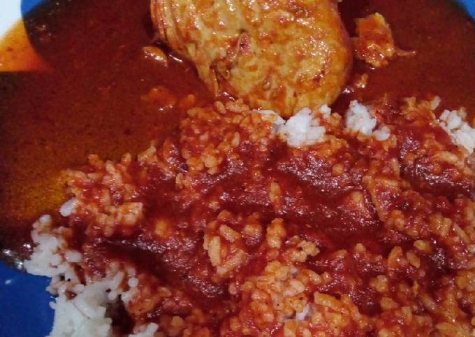 Pollo en salsa de chile guajillo🌶️🌶️🌶️ Receta de Denisse López - Cookpad