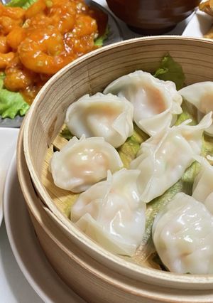 A picture of Chewy Shrimp Steamed Dumplings.