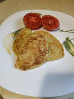 Una foto de Tortitas de calabacín con bacon