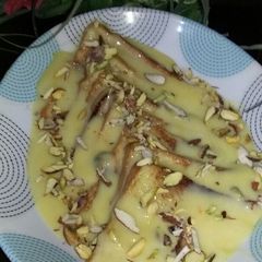 A picture of Shahi tukre.