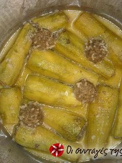 A picture of Stuffed Zucchini.