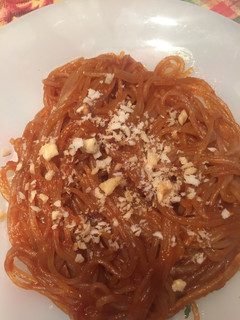 Una foto de Spaghetti de boniato con nueces