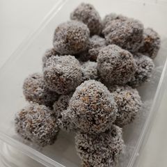 A picture of Oats truffles.