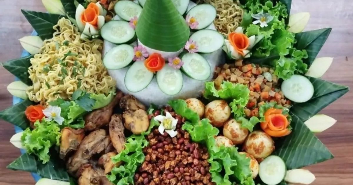 Tumpeng Komplit Nasi Gurih