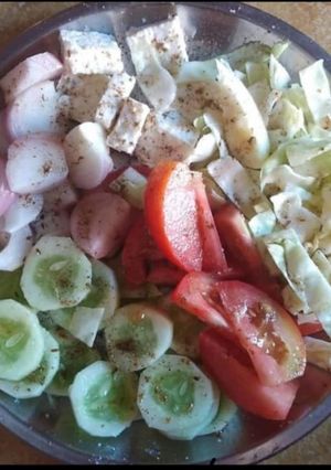 सलाद (salad recipe in hindi) रेसिपी मुख्य फोटो
