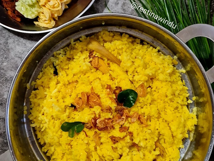 Langkah Gampang Membuat Resep  Nasi Kuning Simple (Rice Cooker) yang Bisa Manjain Lidah, Sempurna