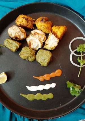 ট্রাই কালার কাবাব (Tri colour kebab Recipe in Bengali) রেসিপির প্রধান ছবি