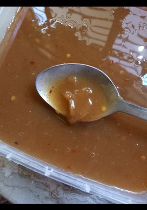 A picture of Imli ki chutney/imli sauce.