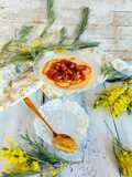 Panna cotta zafferano e arachidi caramellati