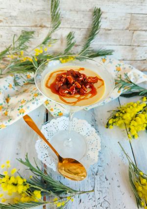 Foto di Panna cotta zafferano e arachidi caramellati