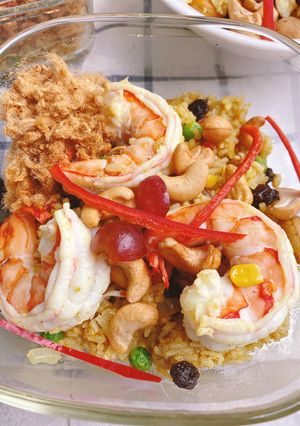 รูปของ ข้าวผัดโจรสลัด (ปล้นใจ) 🏴☠️ / ข้าวผัดองุ่น 🍇 / Grapes fried rice 🍇