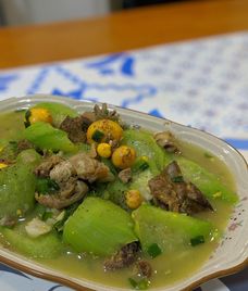 lòng gà trứng non