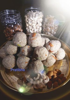 A picture of Til Mawa ladoo Sankranti Special.
