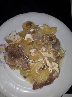 Krumplis gombás rakott szűzérme recept fotója