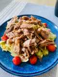 Stir-fried ginger pork with cabbage and cherry tomatoes