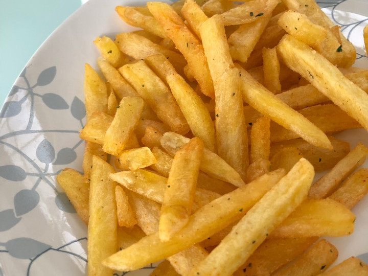 Ternyata ini lho! Resep buat Kentang goreng (french fries) ala restoran, krispi diluar, lembut di dalam, tanpa MSG  nagih banget