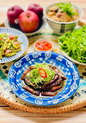 Hình của món Cá Ngừ Kho Tiêu.
