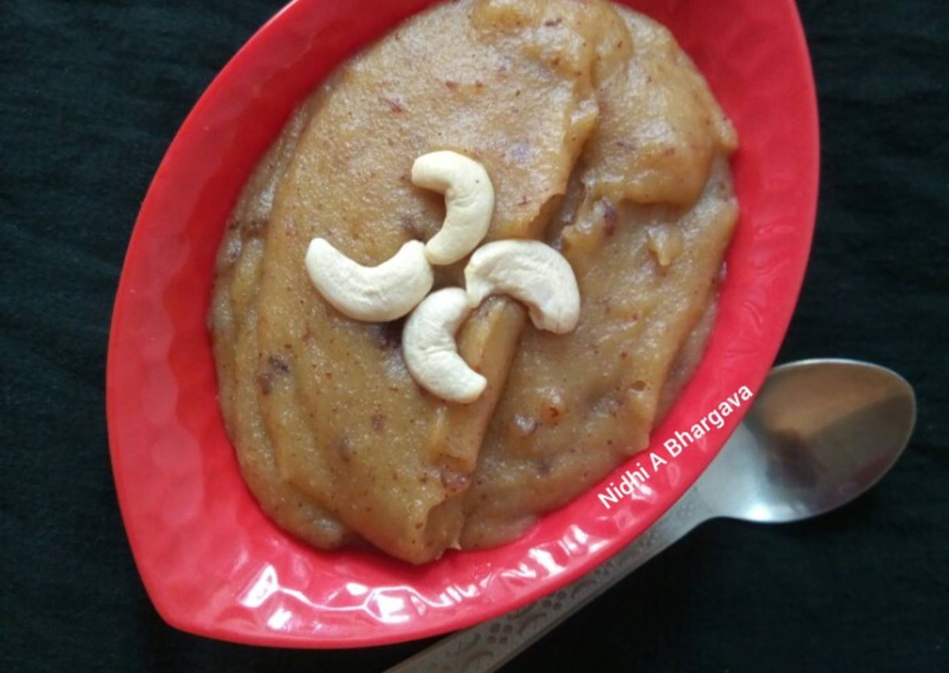 Besan ka halwa