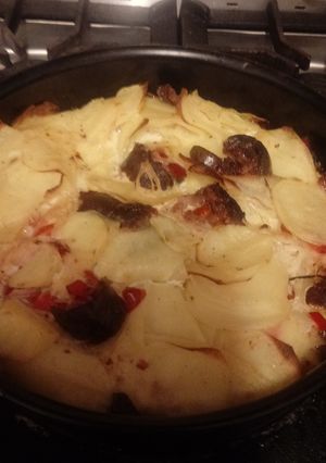 Una foto de Tortilla de papa con chorizo fresco de cerdo