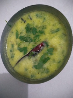 કઢી (Kadhi Recipe In Gujarati) રેસીપી મુખ્ય ફોટો
