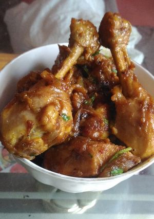 A picture of Hyderabadi chicken do pyaza.