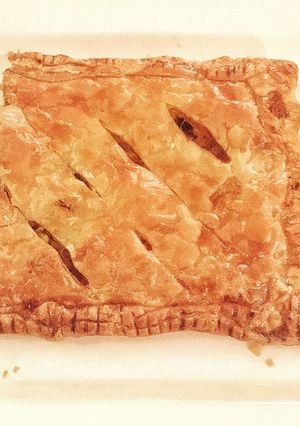 A picture of Ham and Cheese Slab Pie.