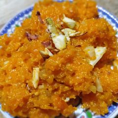 A picture of Orange gazar ka halwa.