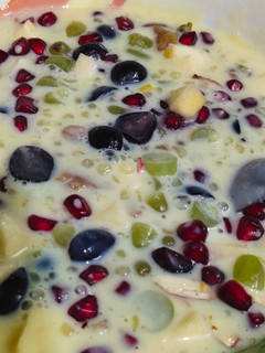 ஜவ்வரிசி ப்ரூட்ஸ் கஸ்டர்ட் (javvarisi recipe in tamil) செய்முறை முக்கிய புகைப்படம்